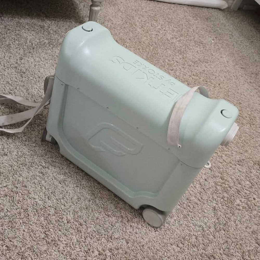 Mint Green Ride-On Suitcase
